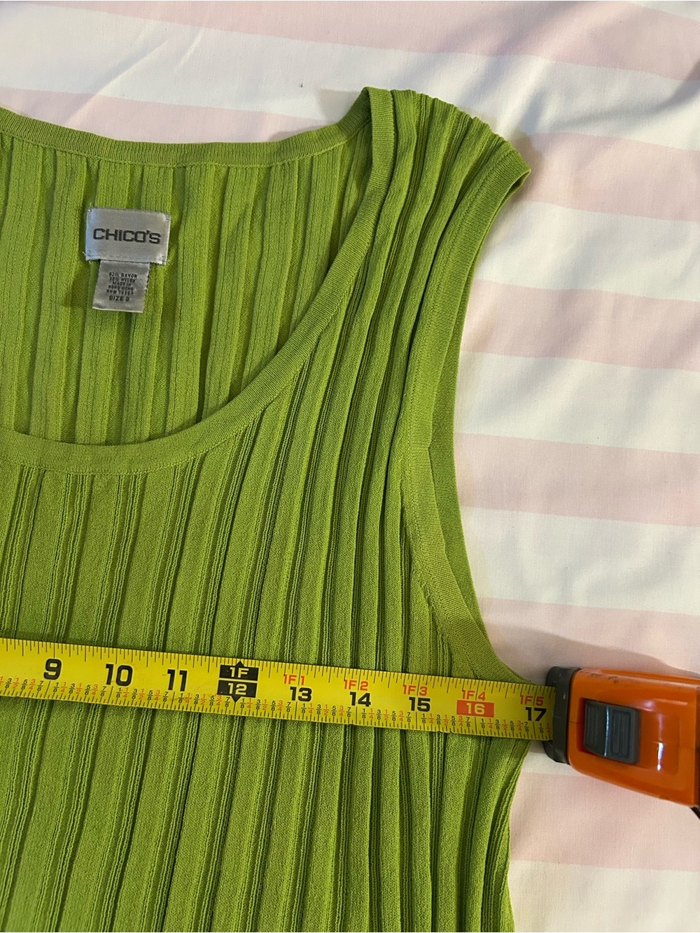 Chico’s Size 3 Lime Green Ribbed Knit Tank Top Sleeveless Stretch Scoop Neck - Picture 5 of 9
